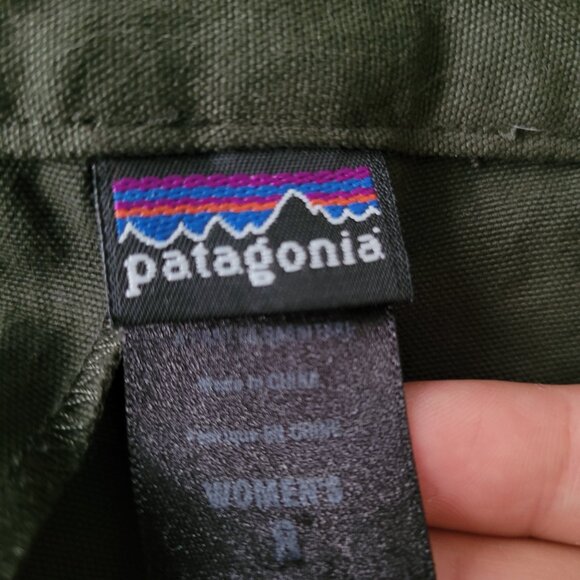 PATAGONIA Women's Green Hiking Pants - Picture 2 of 9
